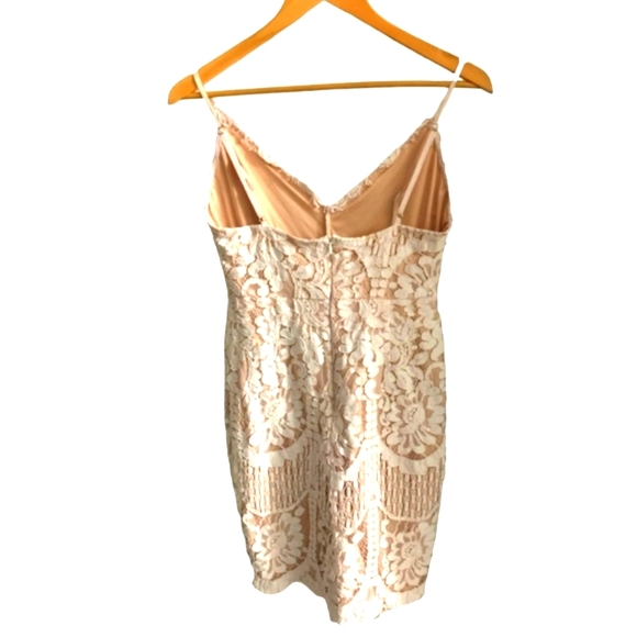 (M)🆕️🌼Room Service Buttercream Lace Spaghetti Strap  Mini Dress🌼Ptp 18"× L31" - Picture 5 of 6